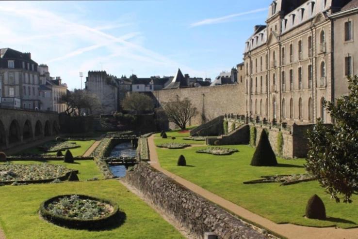 La Madeleine Apartment Vannes Exterior foto