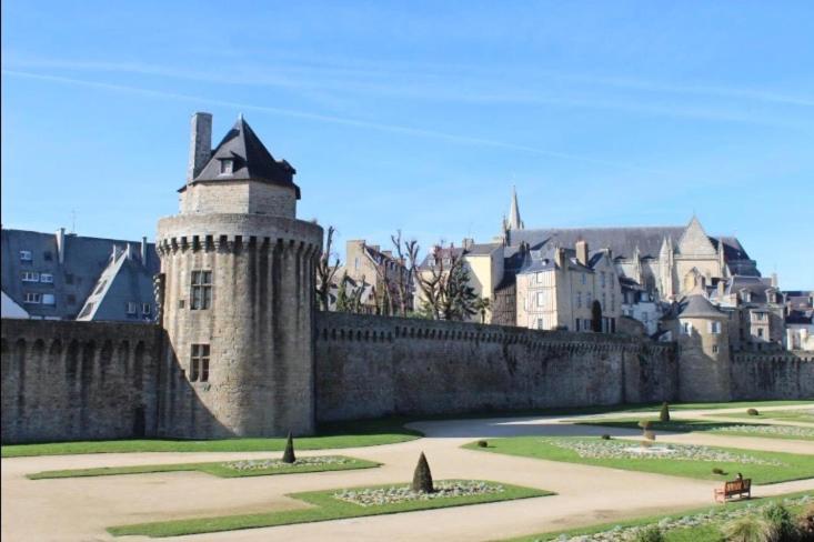 La Madeleine Apartment Vannes Exterior foto